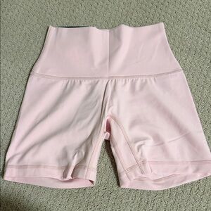 Aritzia Light Pink Women's Bike Shorts